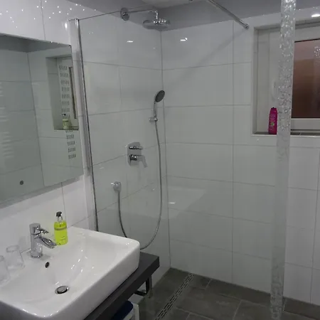 Am Keschtewaeldele **** Apartman
