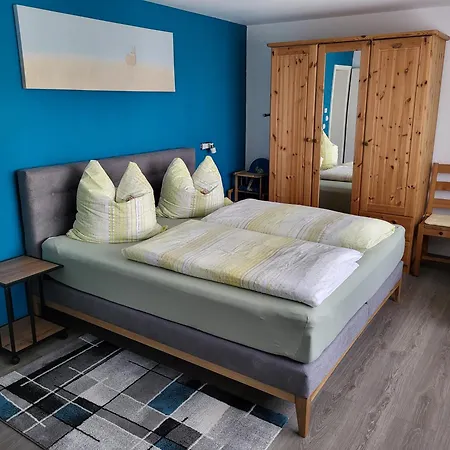 Am Keschtewaeldele **** Apartman *