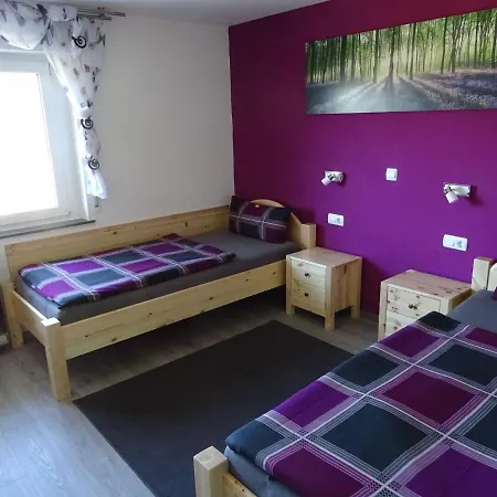 Apartman Am Keschtewaeldele **** *