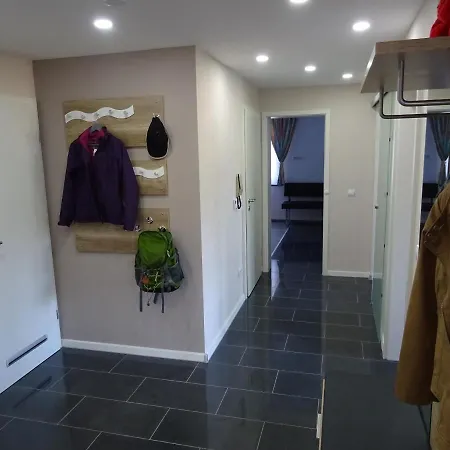 Apartman Am Keschtewaeldele **** *