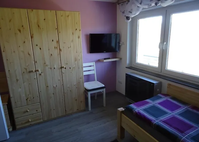 Am Keschtewaeldele ****