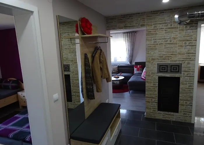 Am Keschtewaeldele **** *